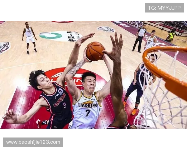 北京男篮与辽宁队总决赛巅峰对决现场直播